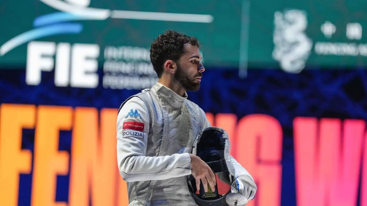 Martina Favaretto d'oro ed Arianna Errigo d'argento nel fioretto femminile ai Mondiali di Scherma di Hong Kong - Corriere della Sera