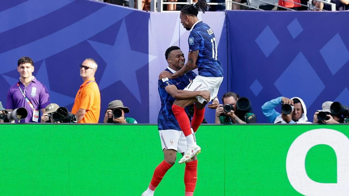 La Francia è uno spettacolo: doppio Mbappé e tris alla Svezia. Negli ottavi c'è il Paraguay - La Gazzetta dello Sport