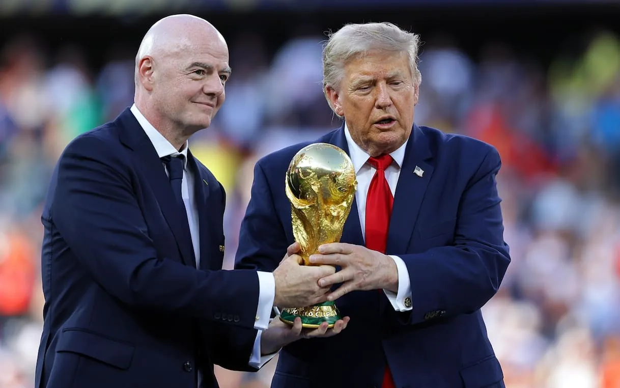 FIFA, Infantino sotto assedio: cresce il fronte del no al piano dei privati