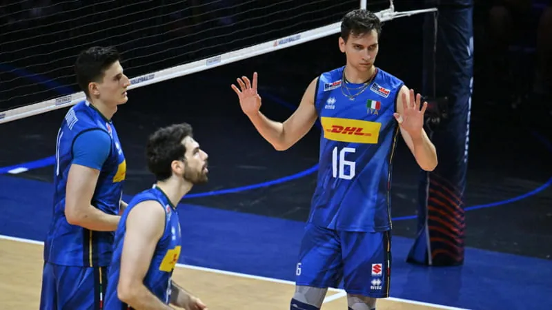 Yuri Romanò durante Italia-Usa di Vnl (foto Fipav)